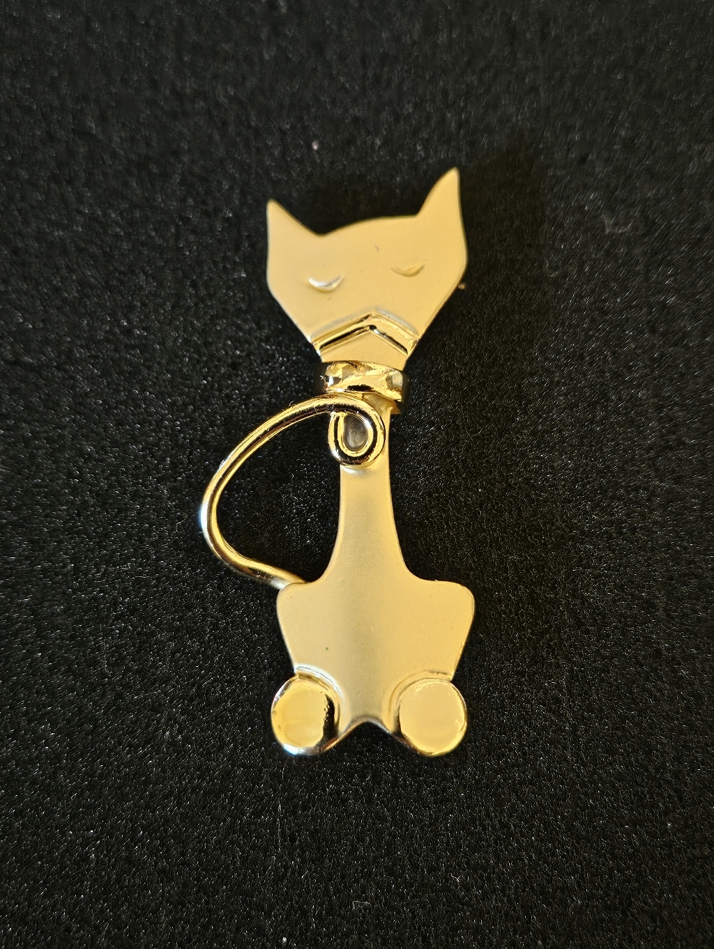 Ajc Signed Vintage Brushed Gold Tone Modernist Cat Pin Brooch